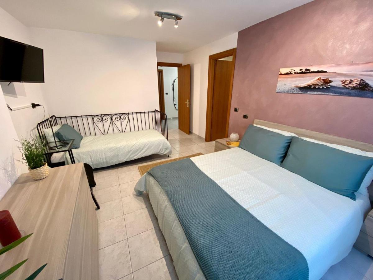 Appartamenti Diffusi Di Villa Fiorita Con Accesso Alle Piscine Della Struttura Principale Cattolica Exterior photo