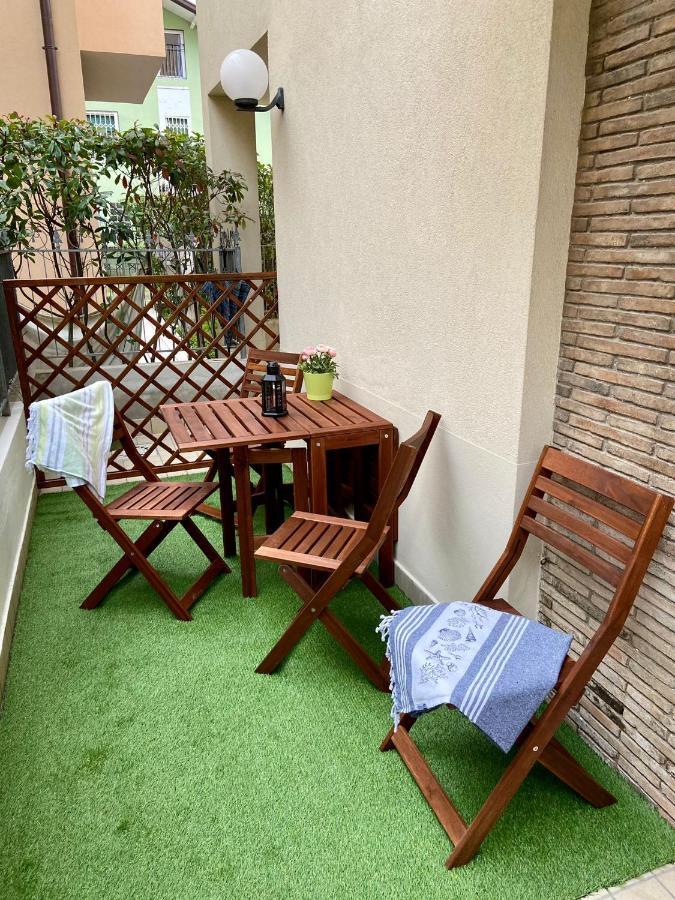 Appartamenti Diffusi Di Villa Fiorita Con Accesso Alle Piscine Della Struttura Principale Cattolica Exterior photo